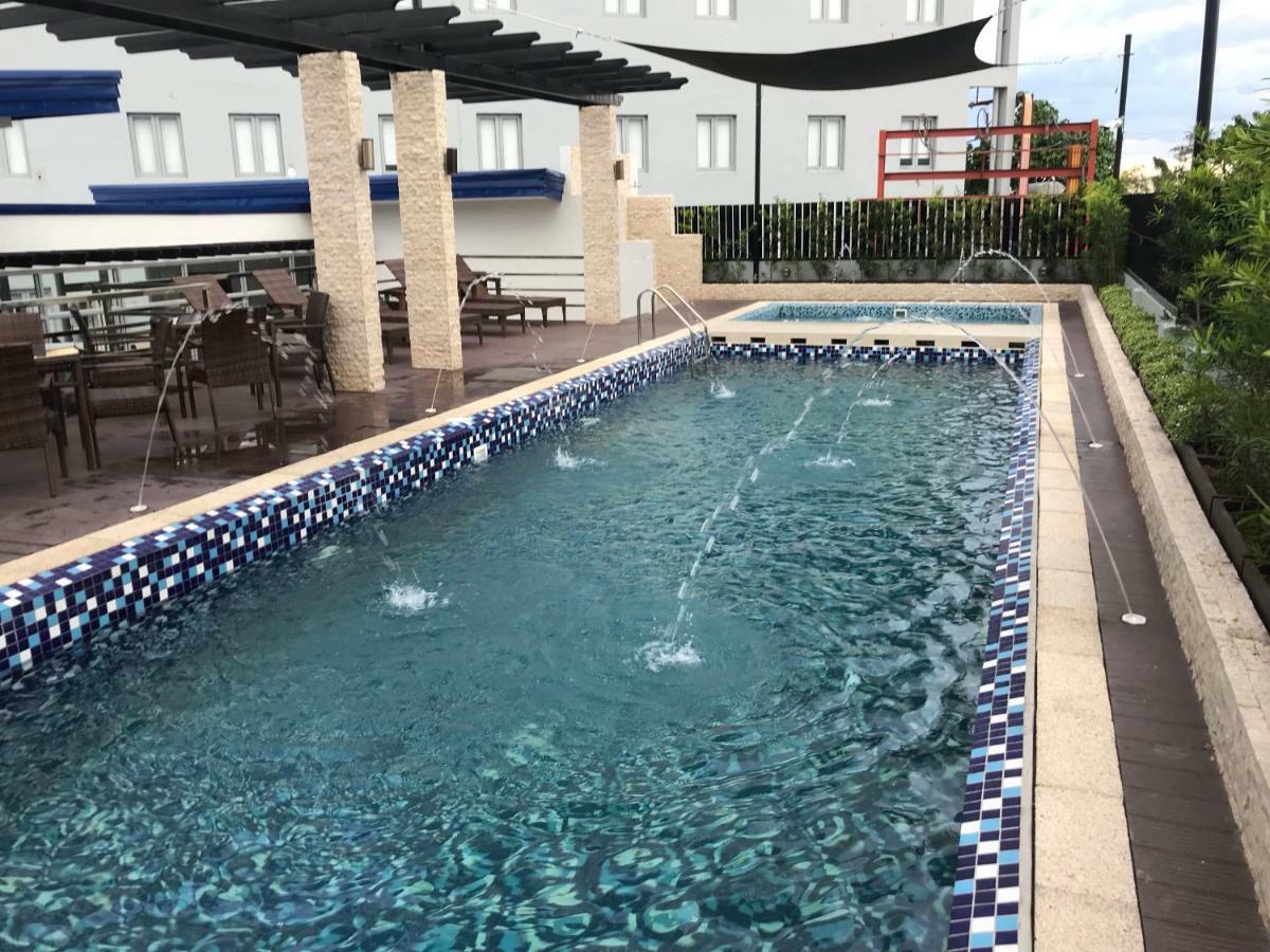 Blue Lotus Hotel Davao City Eksteriør billede
